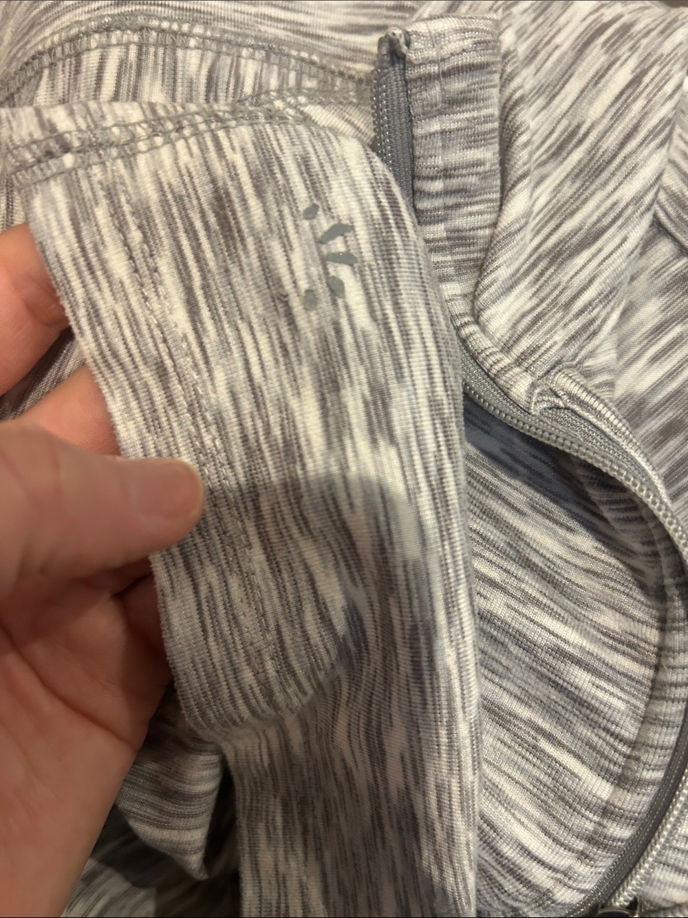 Vintage Athleta Quarter Zip Heathered Gray Space Dye | Large | Thumb Holes - Picture 5 of 9